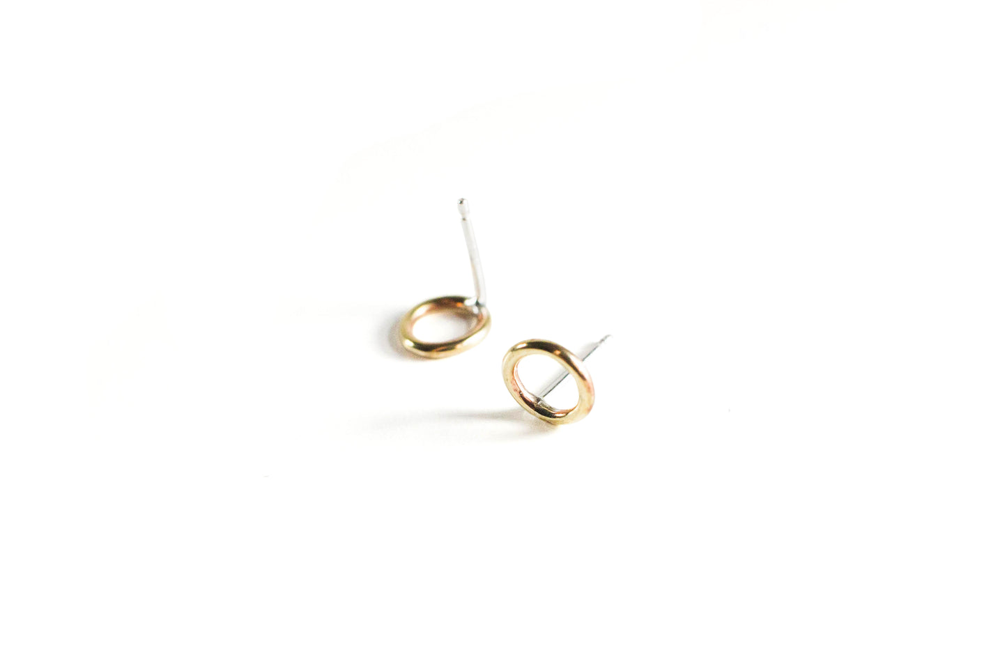 Brass O Studs